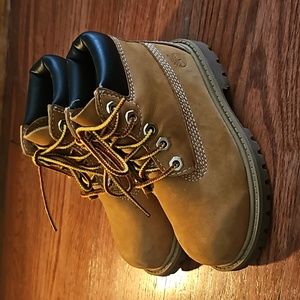 Toddler unisex Timberland boots sz.8